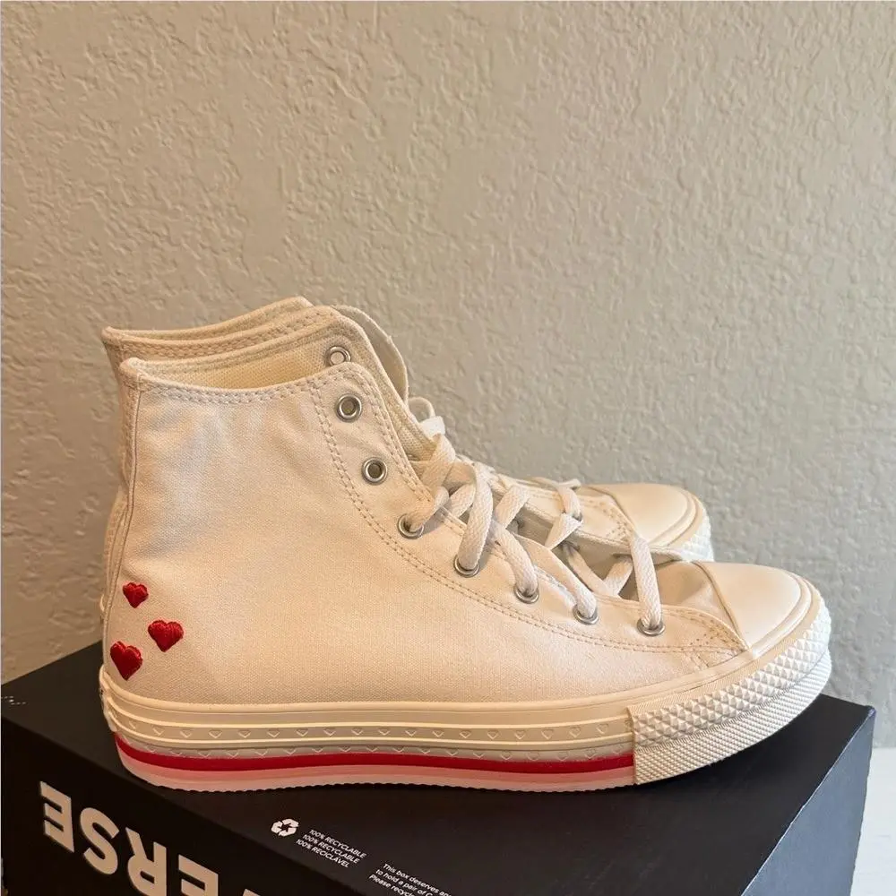 Converse shoes - White 4