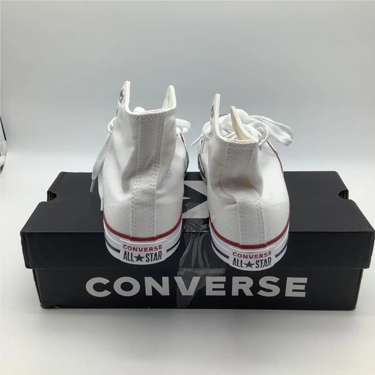Converse shoes - White 1