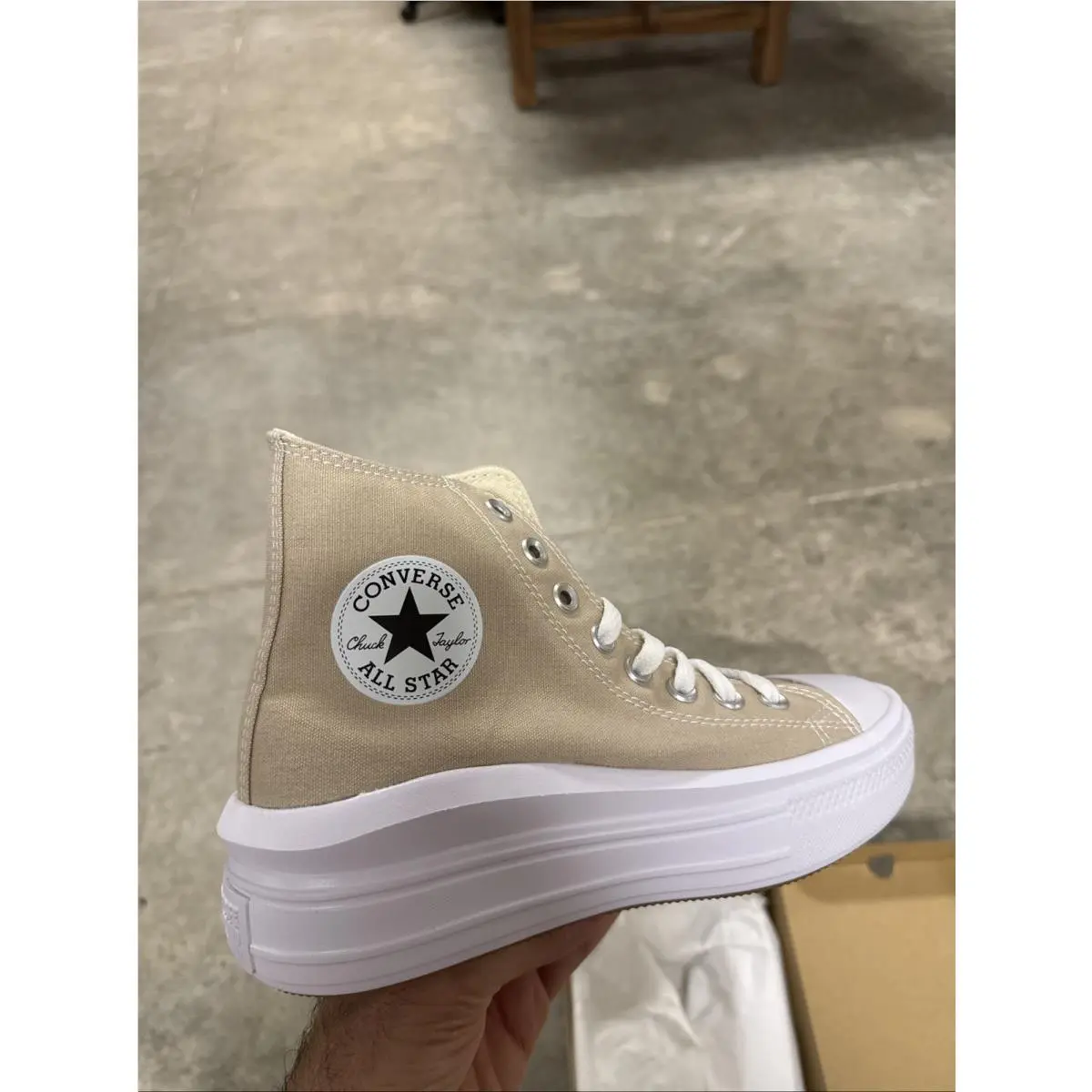 Converse Women`s Chuck Taylor All Star Move Platform Sneakers A04365C Beige Sz 7