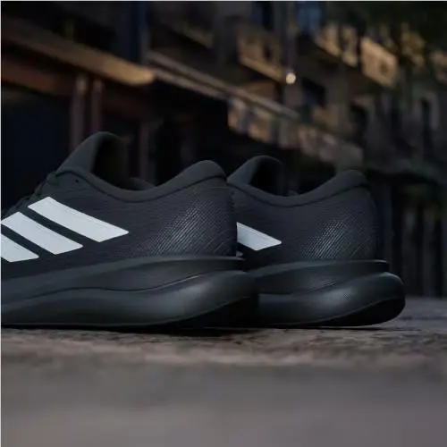 Adidas shoes - Core Black / Cloud White / Carbon 18