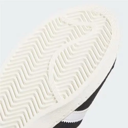 Adidas shoes - Core Black / Cloud White / Off White 7
