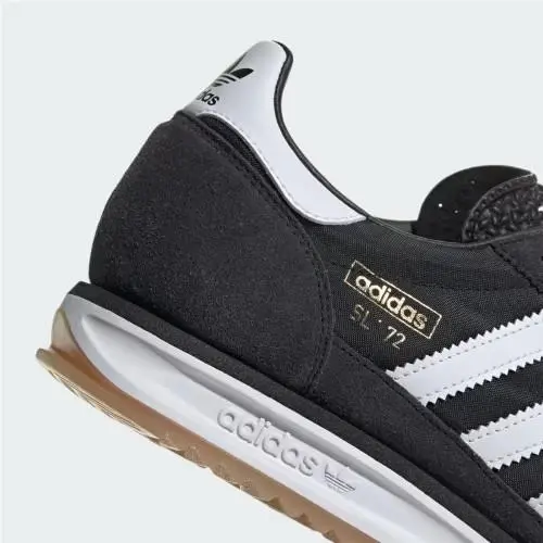 Adidas shoes - Core Black / Cloud White / Blue 17