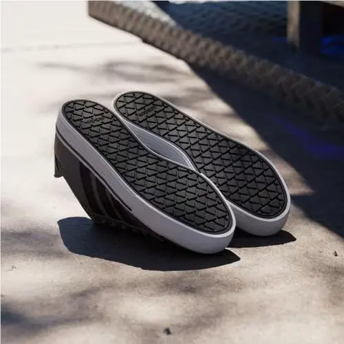 Adidas shoes - Grey / Core Black / Cloud White 2