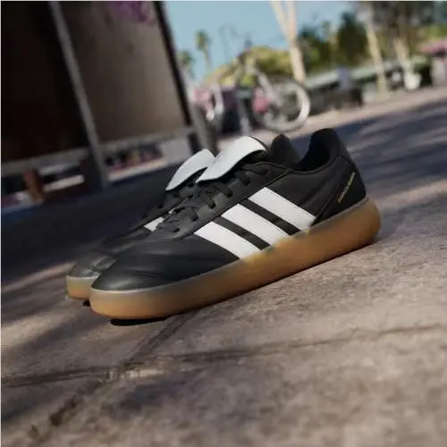 Adidas shoes - Core Black / Core White / Gum 6