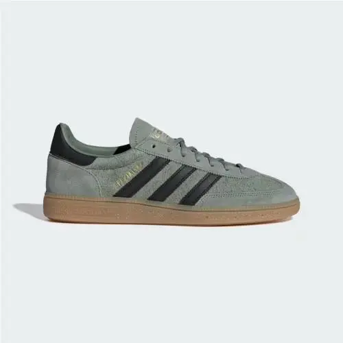Adidas shoes - Silver Green / Core Black / Gum 9