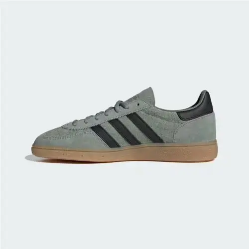 Adidas shoes - Silver Green / Core Black / Gum 15