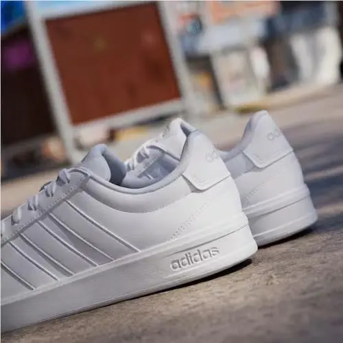 Adidas shoes - Cloud White / Cloud White / Grey Two 17