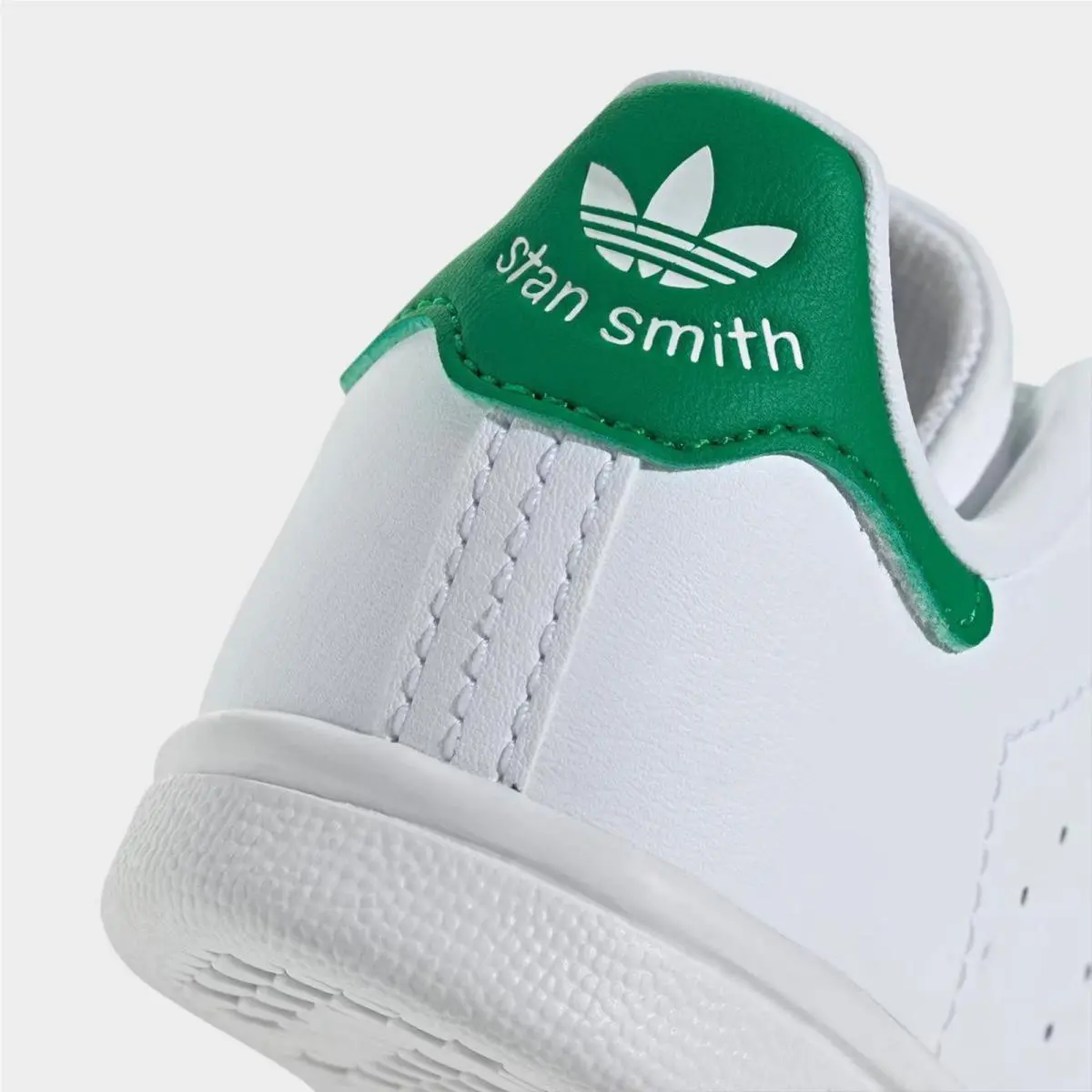 Adidas shoes - JQ8570 100 - White/White/Green 0