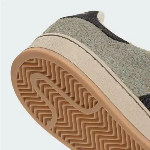 Adidas shoes - Silver Pebble / Core Black / Stone Khaki 19