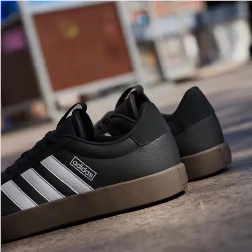 Adidas shoes - Core Black / Cloud White / Gum 17