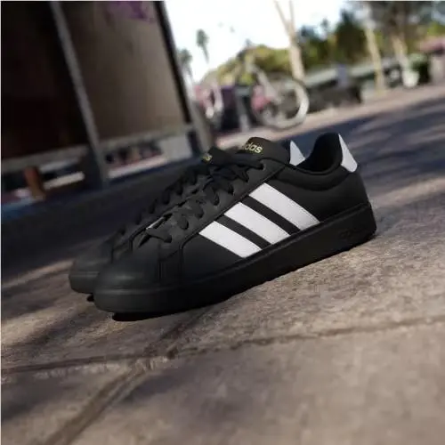 Adidas shoes - Core Black / Cloud White / Matte Gold 16