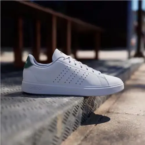 Adidas shoes - Cloud White / Core Black / Collegiate Green 1