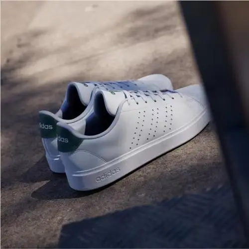 Adidas shoes - Cloud White / Core Black / Collegiate Green 4