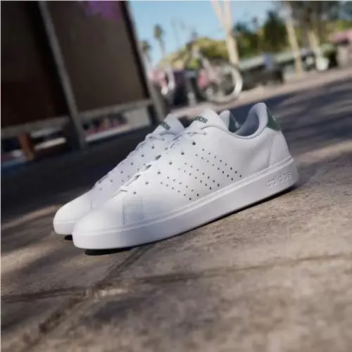 Adidas shoes - Cloud White / Core Black / Collegiate Green 16