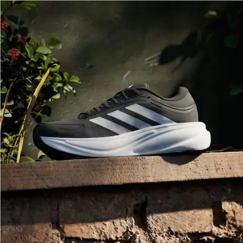 Adidas shoes - Core Black / Cloud White / Matte Silver 16