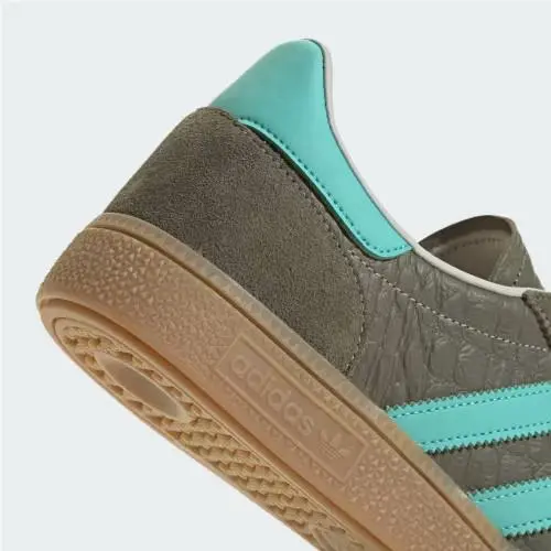 Adidas shoes - Olive Strata / Acid Mint / Gum 20