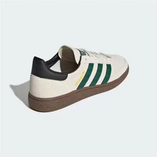 Adidas shoes - Off White / Collegiate Green / Gum 13