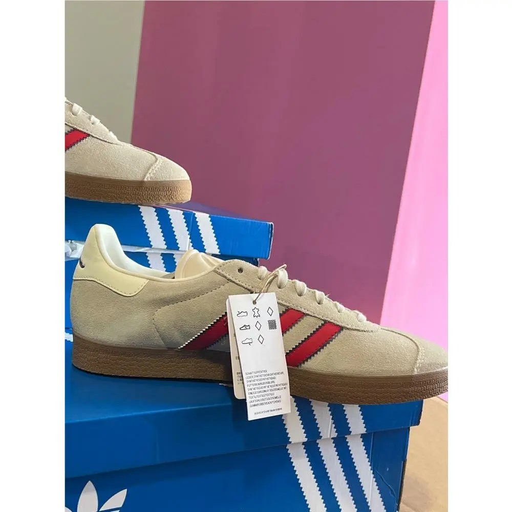 Adidas shoes - Off White/Night Sky/Better Scarlet 8