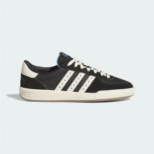 Adidas shoes - Core Black / Cream White / Gum 10