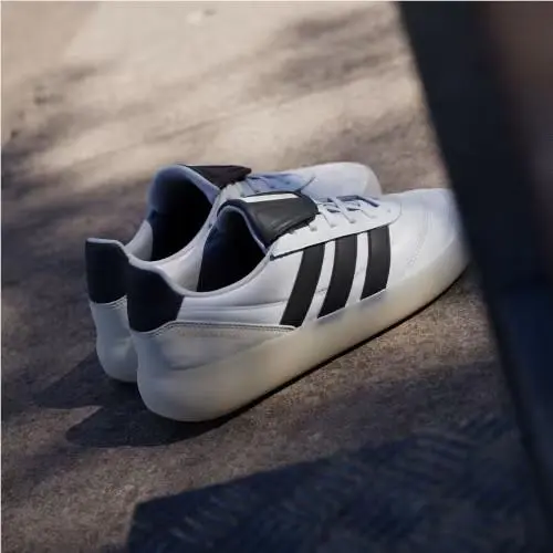 Adidas shoes - Cloud White / Core Black / Alumina 14
