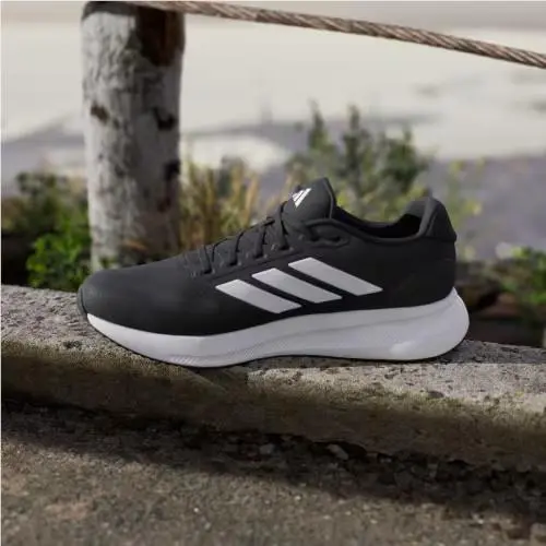 Adidas shoes - Core Black / Cloud White / Core Black 5