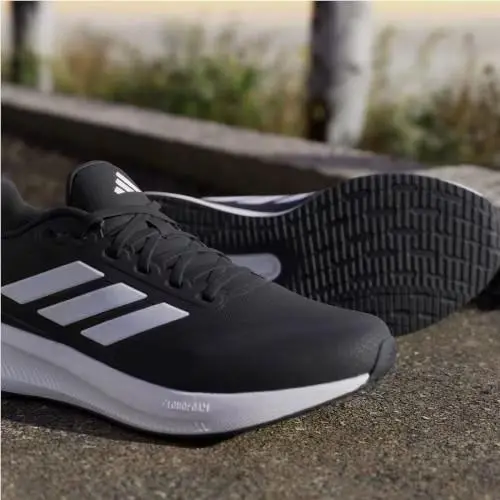 Adidas shoes - Core Black / Cloud White / Core Black 7