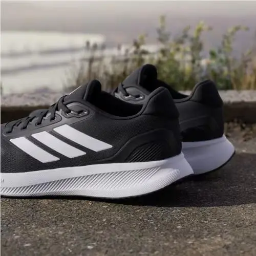 Adidas shoes - Core Black / Cloud White / Core Black 19