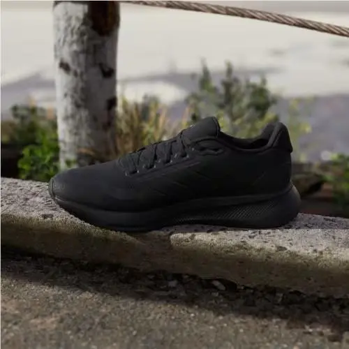 Adidas shoes - Core Black / Core Black / Core Black 5