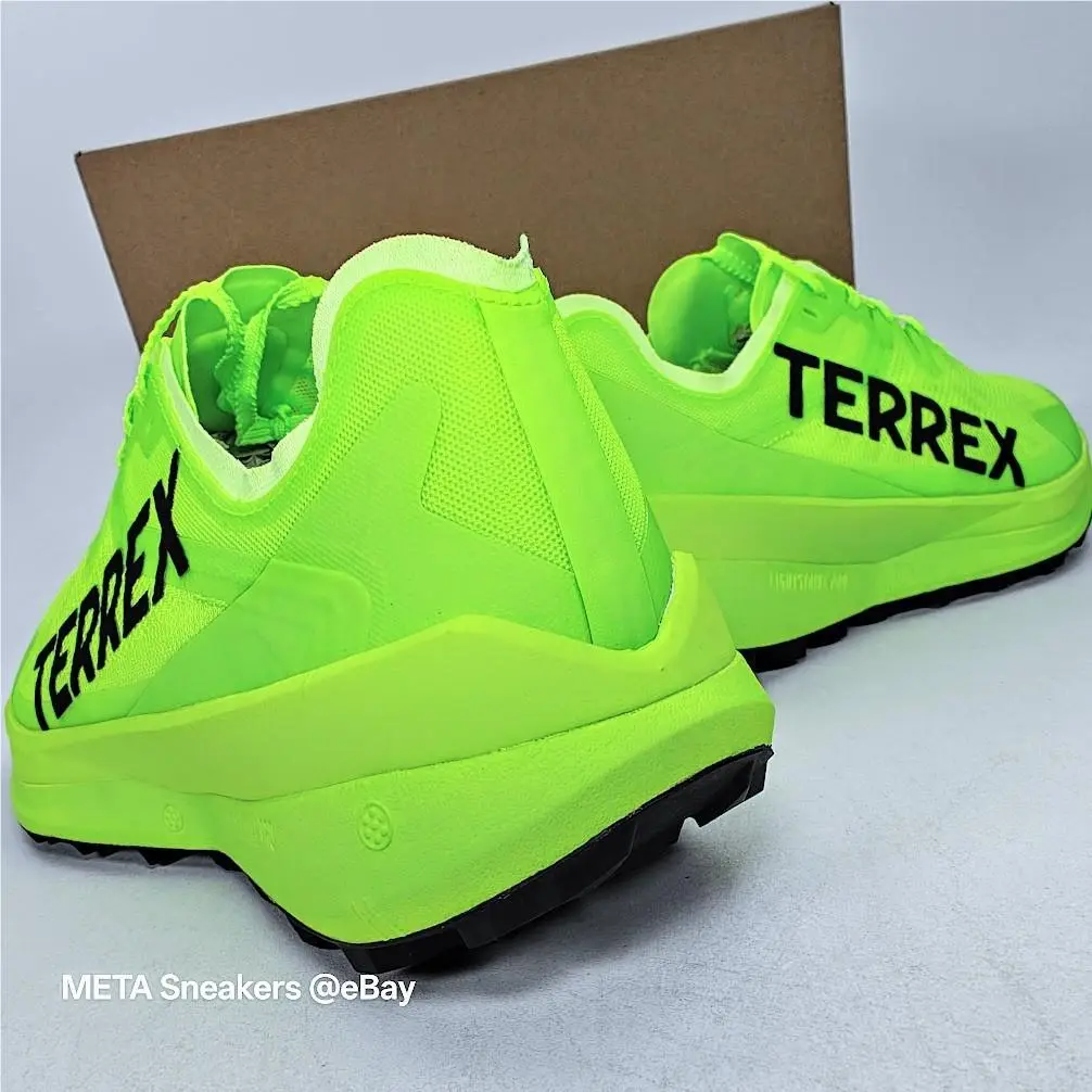Adidas shoes - adidas TERREX Agravic - TERREX Agravic - JR5220 - Lucid Lemon / Core Black / Dash Grey 3