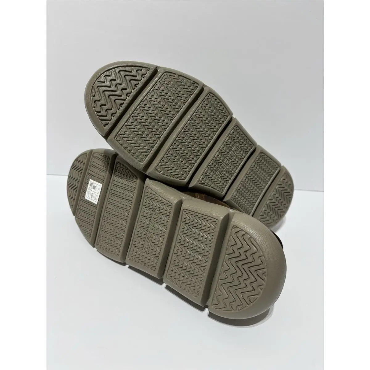 Skechers shoes - Brown 4
