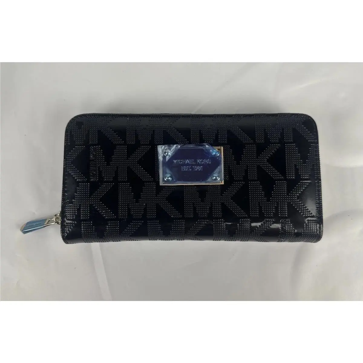 Michael Kors Black Logo Signature Zip Around Continental Wallet Wristlet