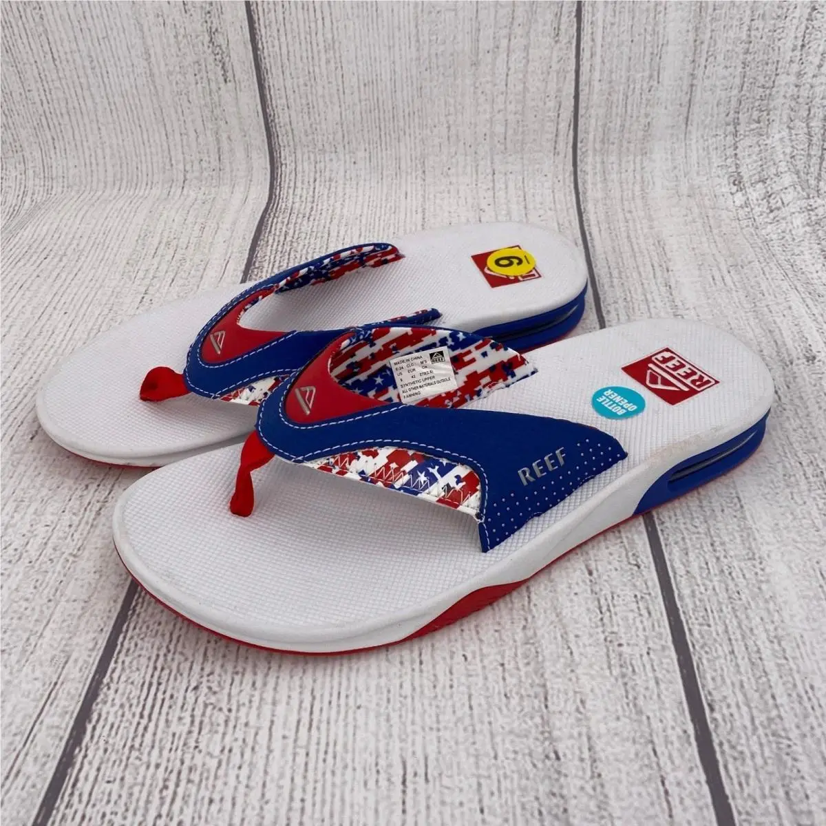 Reef Fanning Flip Flops Mens 9 Patriotic Red White Blue Bottle Opener American