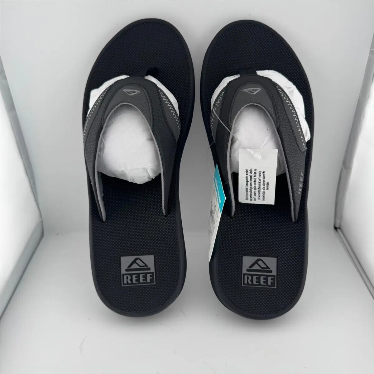 Reef Cushion Fanning Mens 10 Black Flip Flop Sandals CJ8926 Bottle Opener