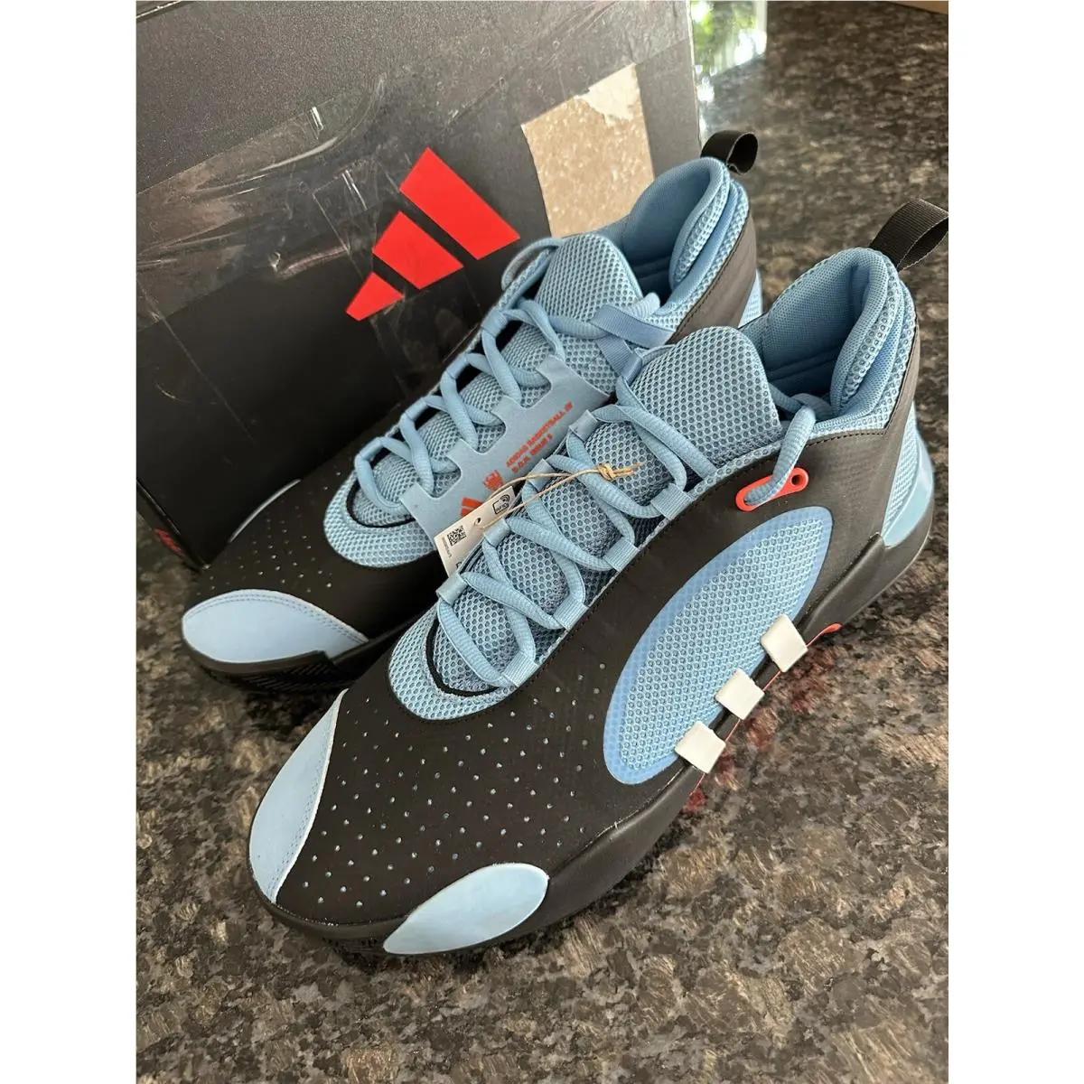 Adidas shoes - adidas D.O.N. Issue - Issue - Blue 0