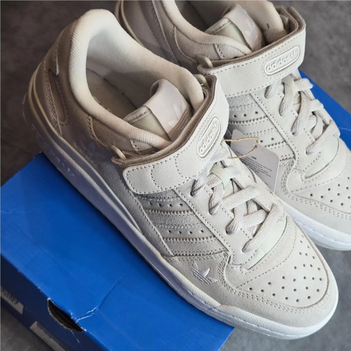 Adidas shoes - Forum Low - Forum Low - H01946 - Grey 1