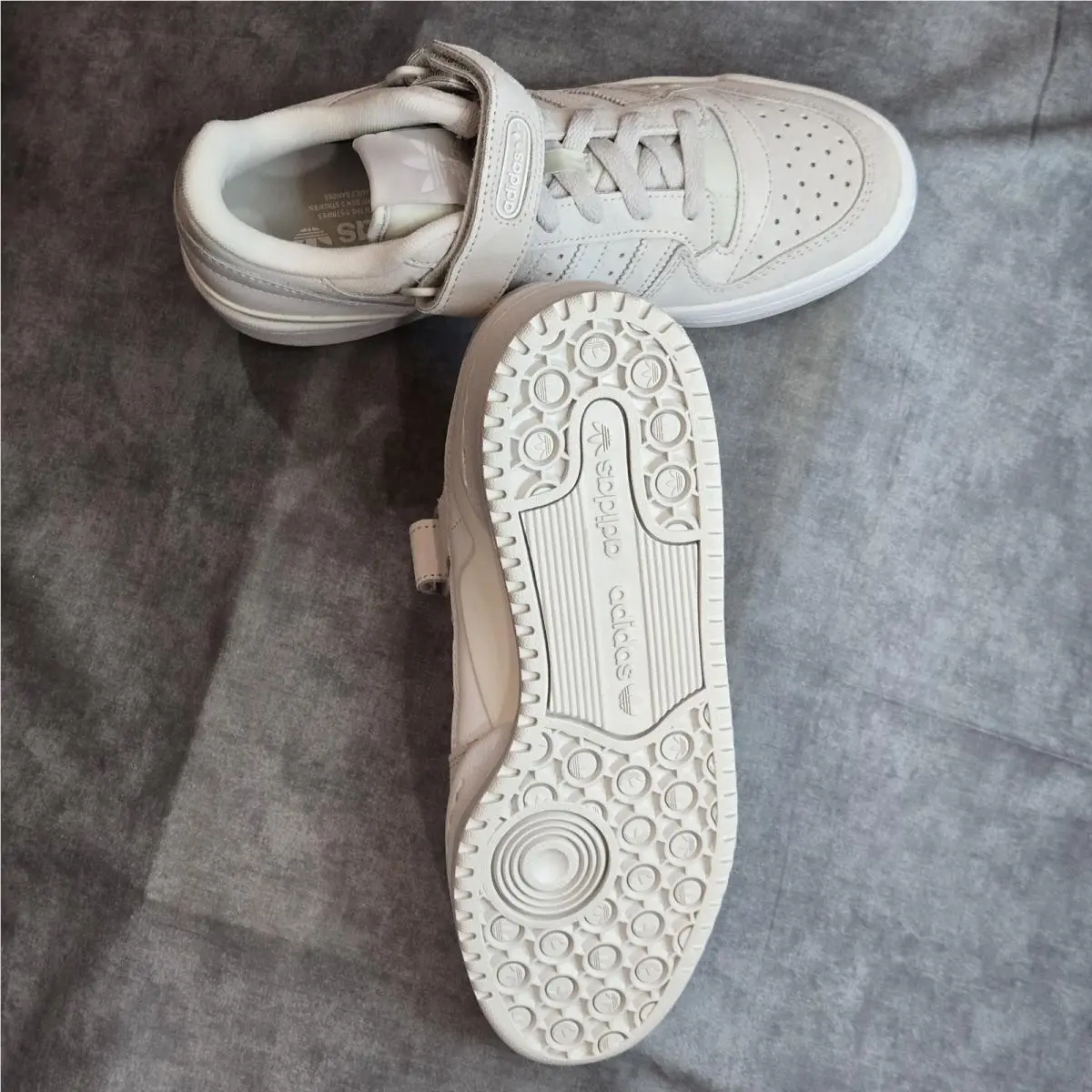 Adidas shoes - Forum Low - Forum Low - H01946 - Grey 4