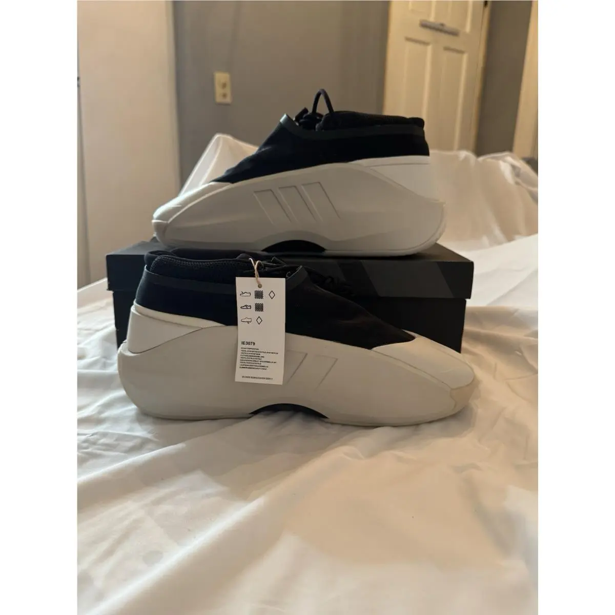 Adidas shoes - adidas Crazy - Crazy - Talc/Core Black/Pulse Olive 0