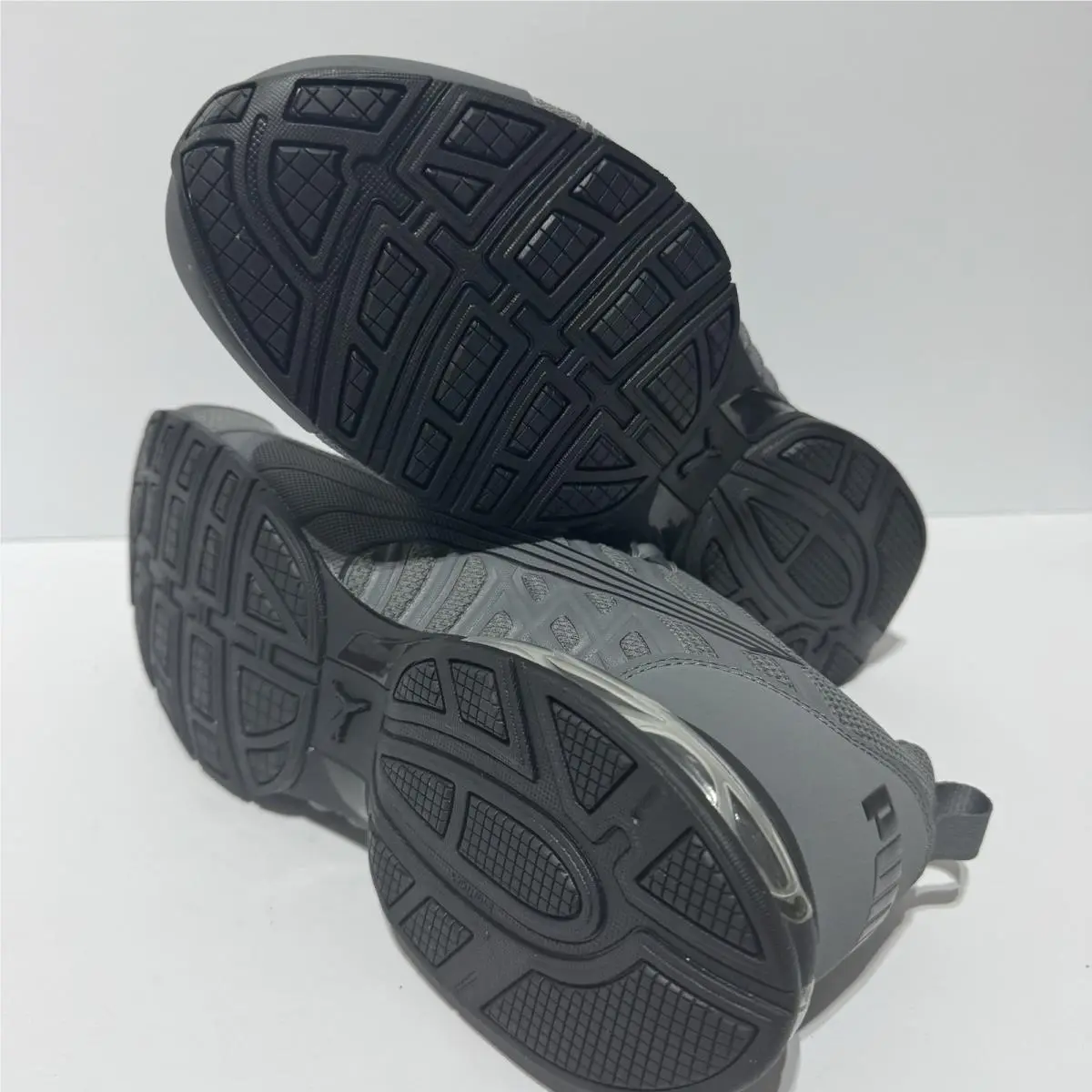 Puma shoes - PUMA Voltaic - Voltaic - Gray 3