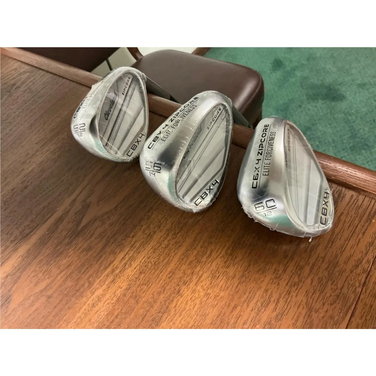Cleveland Cbx 4 Wedge Set 52 56 60 IN Plastic