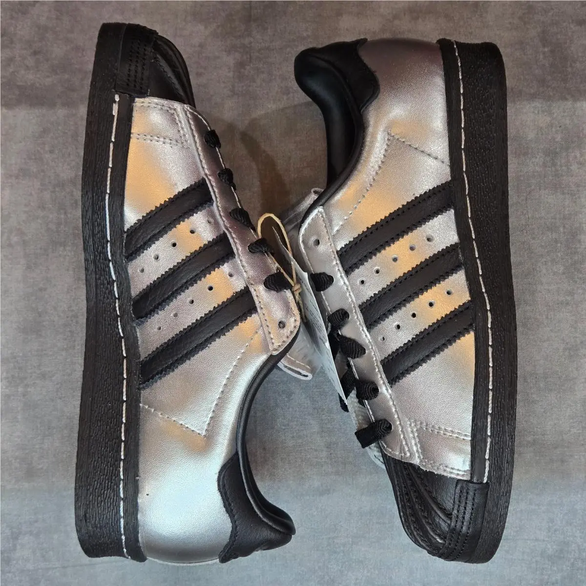 Adidas shoes - adidas Originals Superstar 82 - Originals Superstar - JH5669 - Silver 0