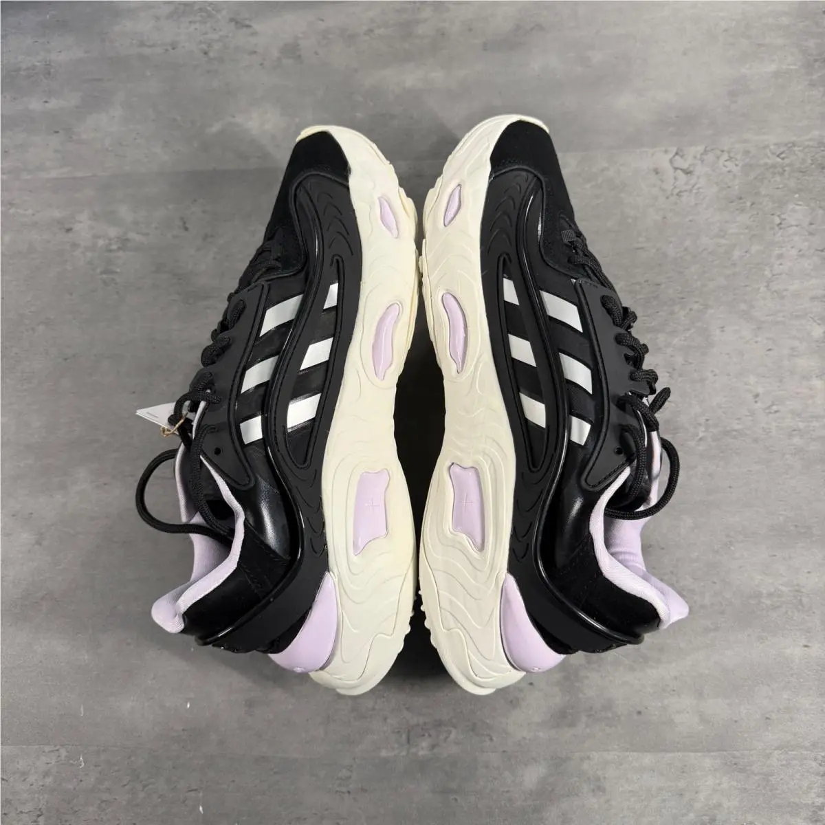 Adidas shoes - adidas Oznova - Oznova - Black 2