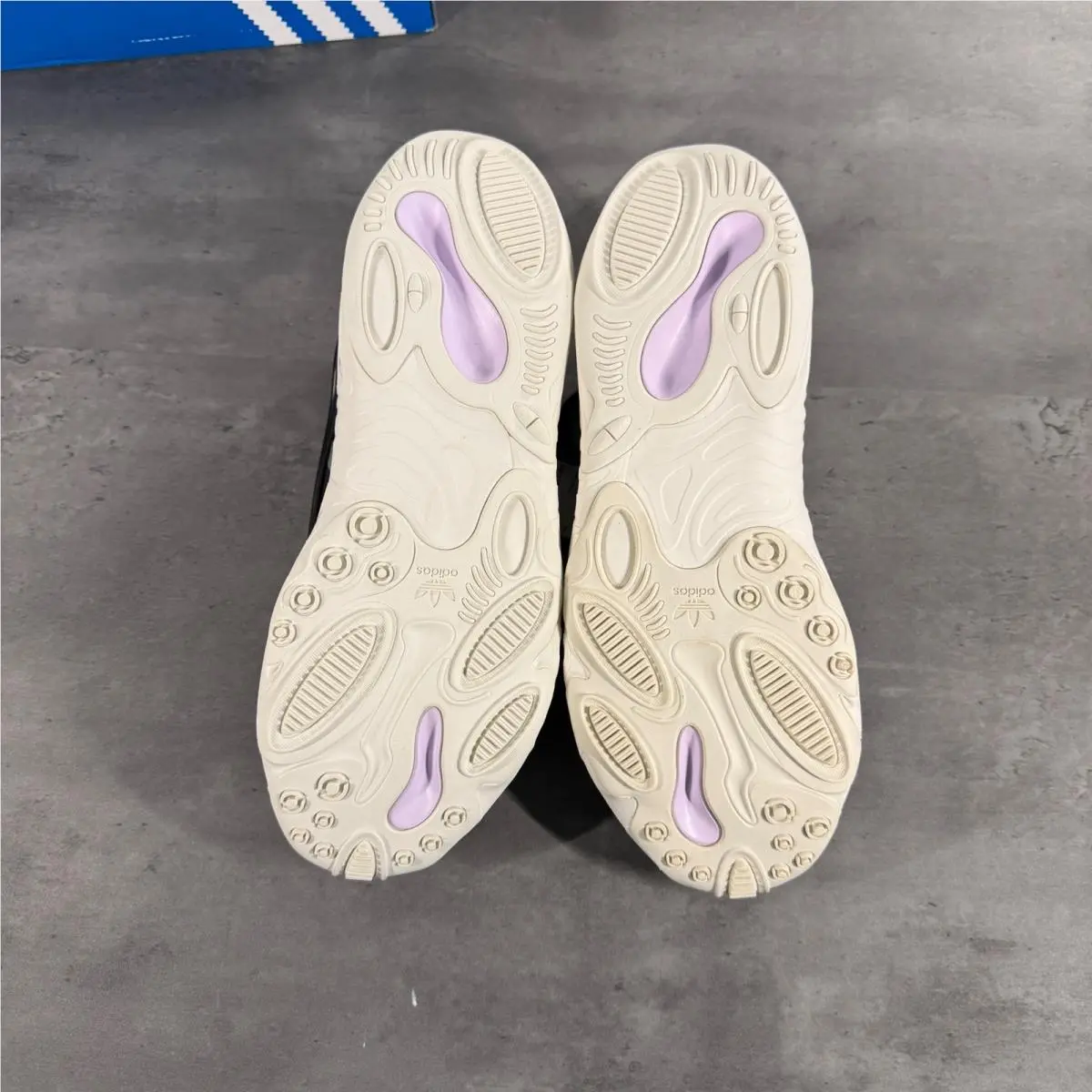 Adidas shoes - adidas Oznova - Oznova - Black 4