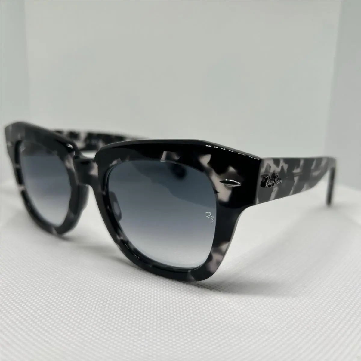 Ray-ban RB 2186 State Street 1333/71 Havana Sunglasses 52-20