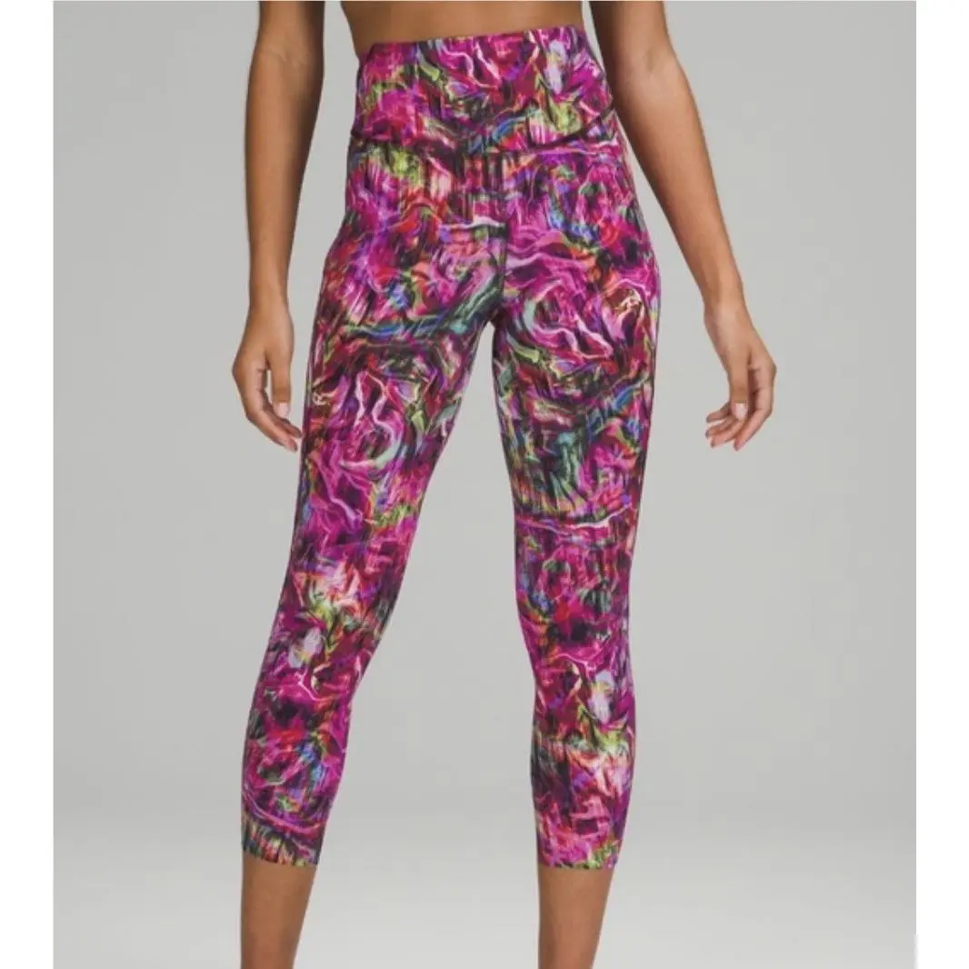 Women’s Lululemon Sz 18 Base Pace HR Tight 25” Hyper Flow Pink Multi Hyfl