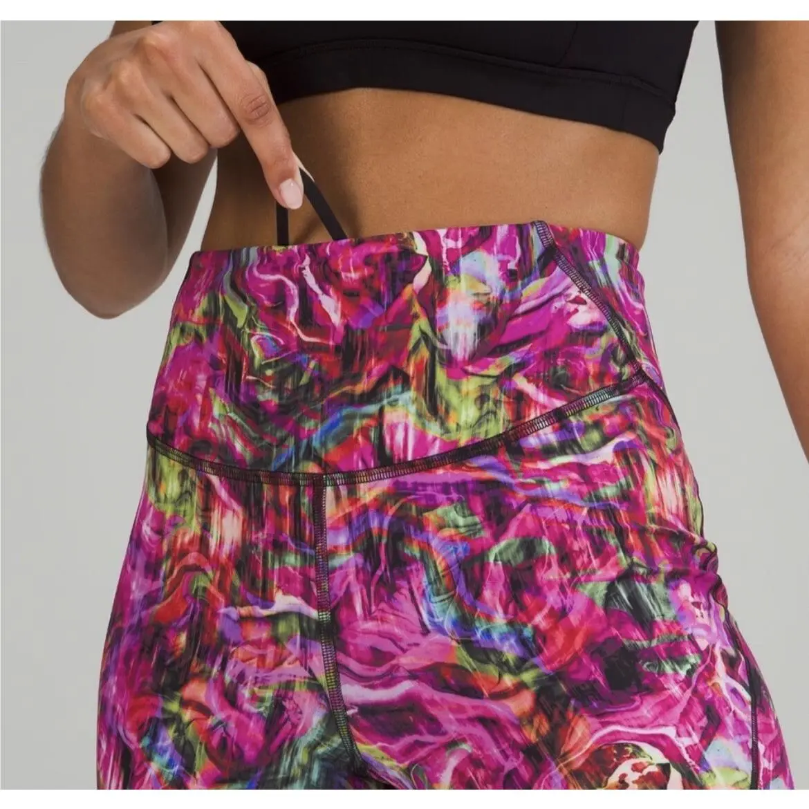 Lululemon clothing - Pink, Exterior: Pink 1