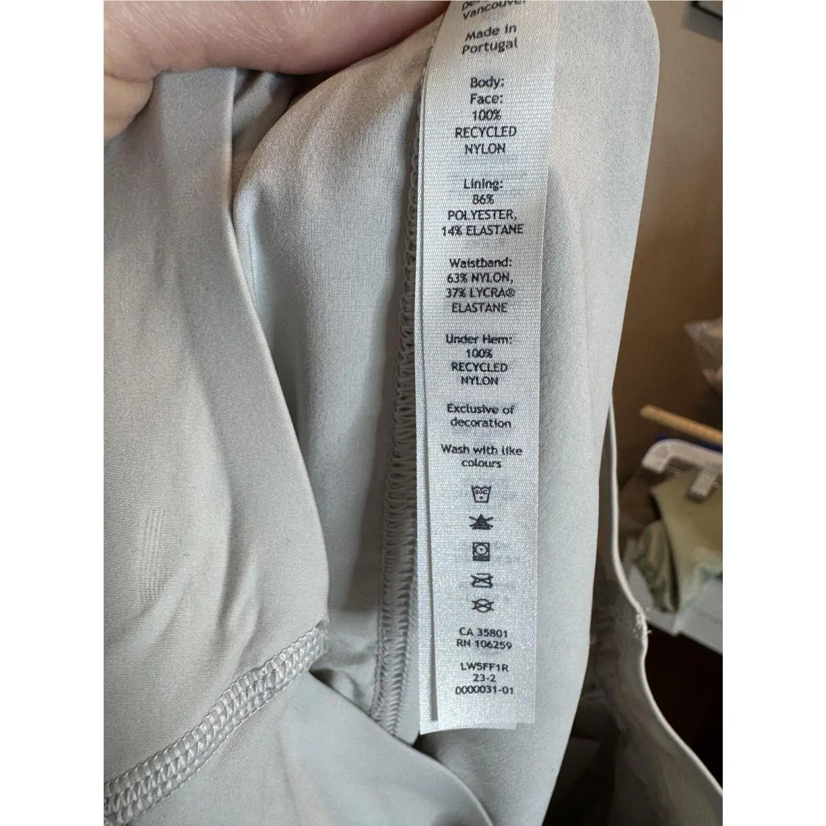 Lululemon clothing - Gray 9