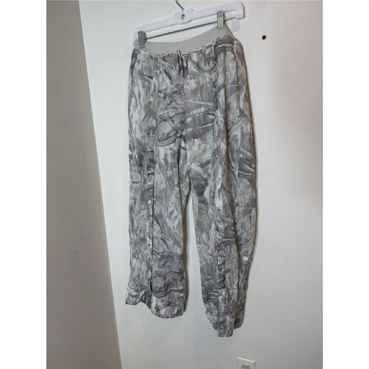 Lululemon clothing - Gray 0