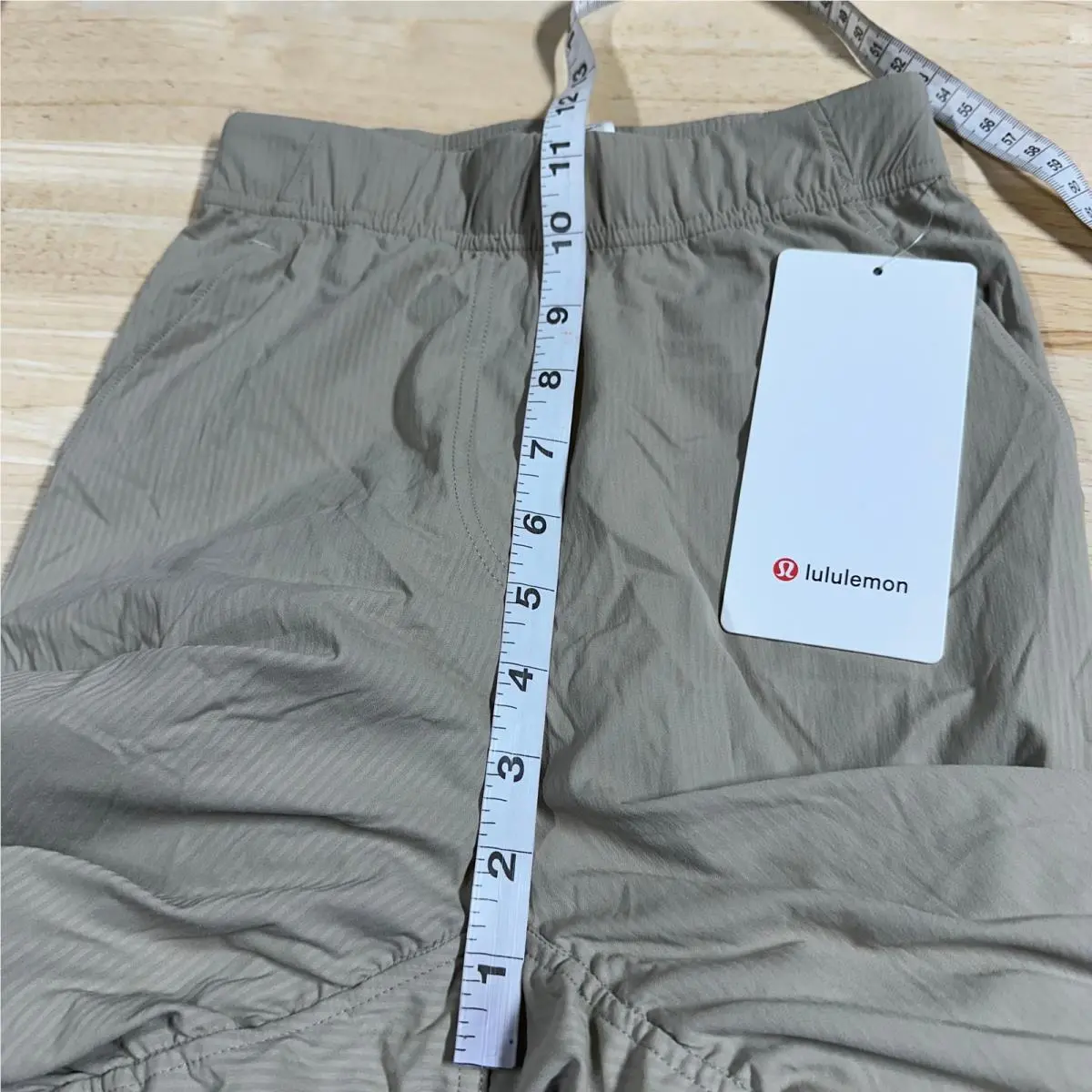 Lululemon clothing - Tan 8