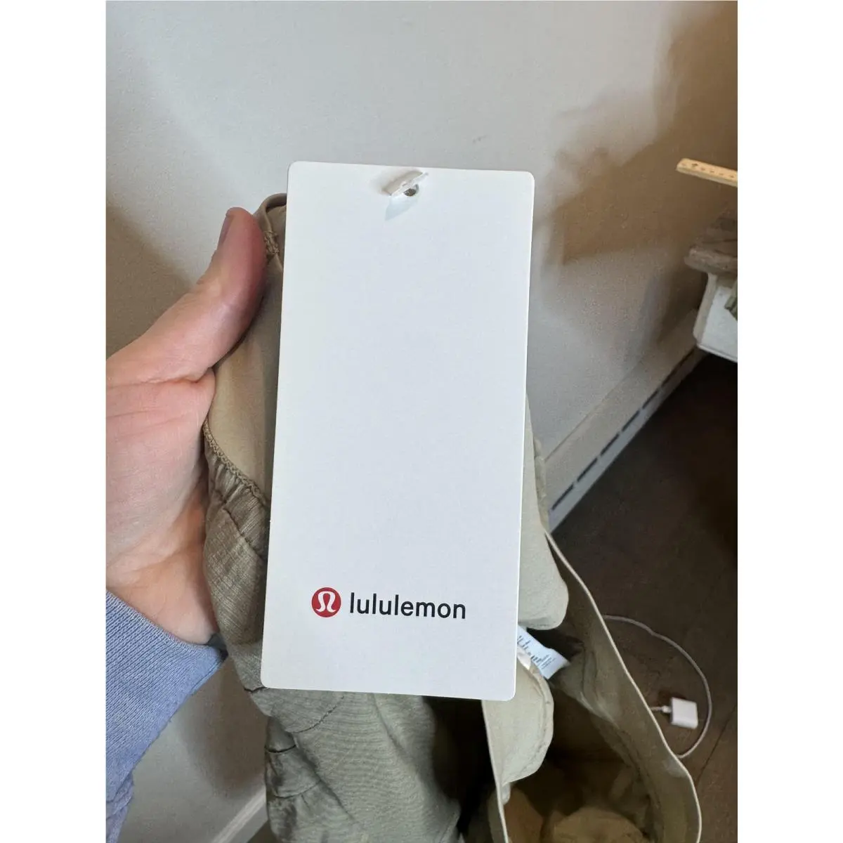 Lululemon clothing - Beige 8