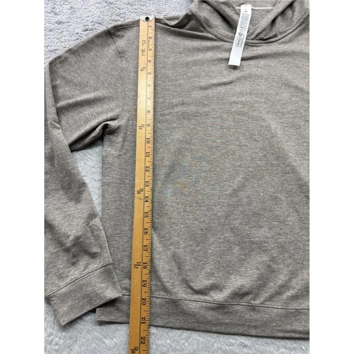 Lululemon clothing - Beige 5